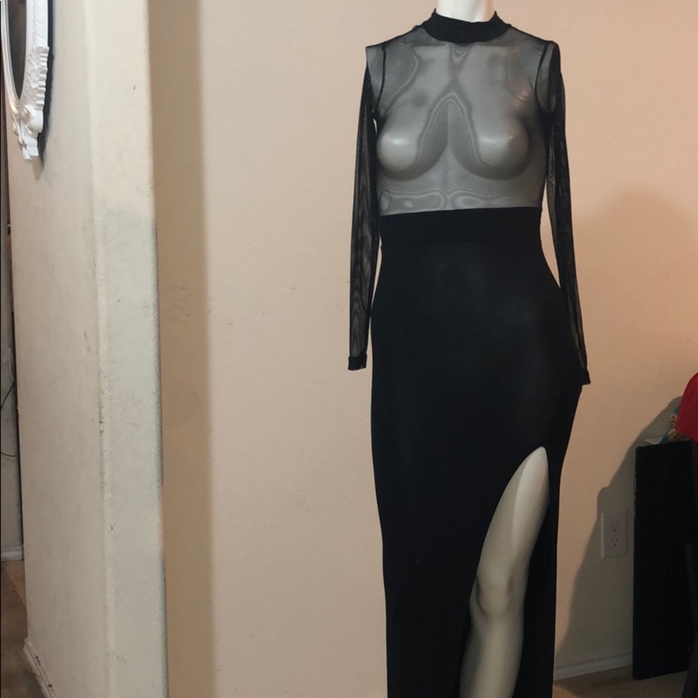 Long black dress